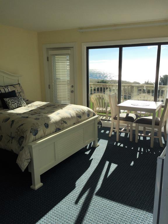 Surf & Sand Beach Motel Саут-Ярмут Экстерьер фото